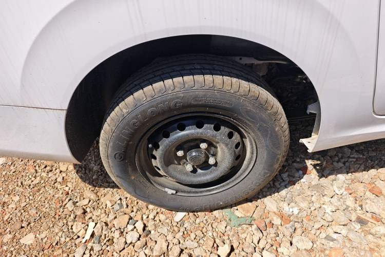 Used Wuling Hongguang New Energy 2025 Extended-Range Hybrid 50 km Standard Version Exterior 5