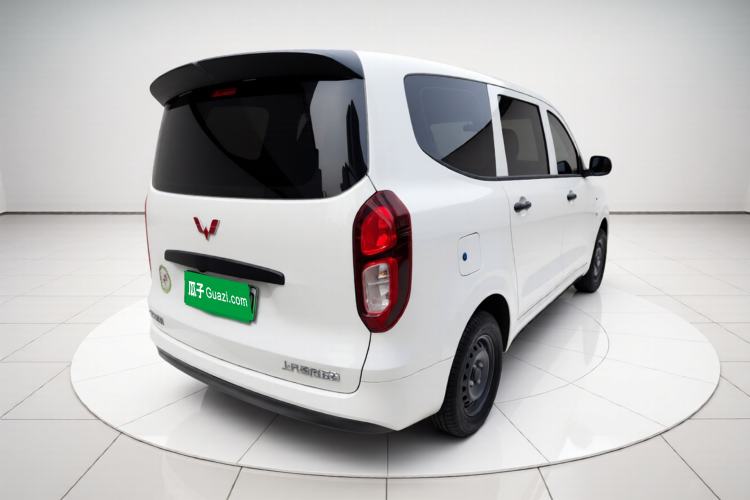 Used Wuling Hongguang New Energy 2025 Extended-Range Hybrid 50 km Standard Version Exterior 5