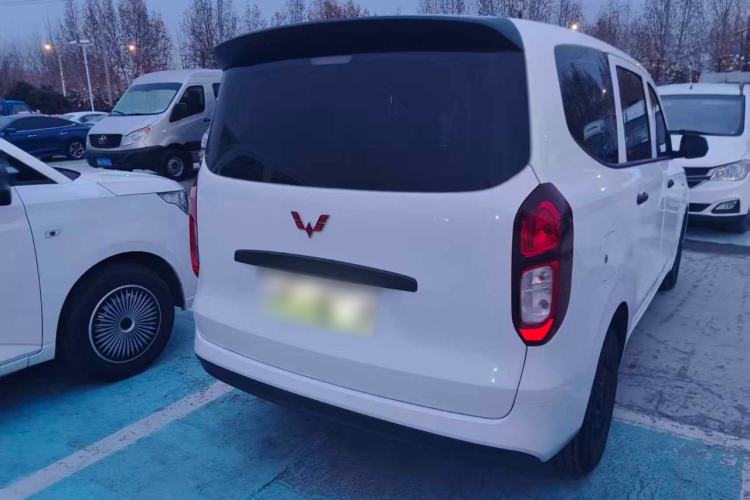 Used Wuling Hongguang New Energy 2025 Extended-Range Hybrid 50 km Standard Version Exterior 5