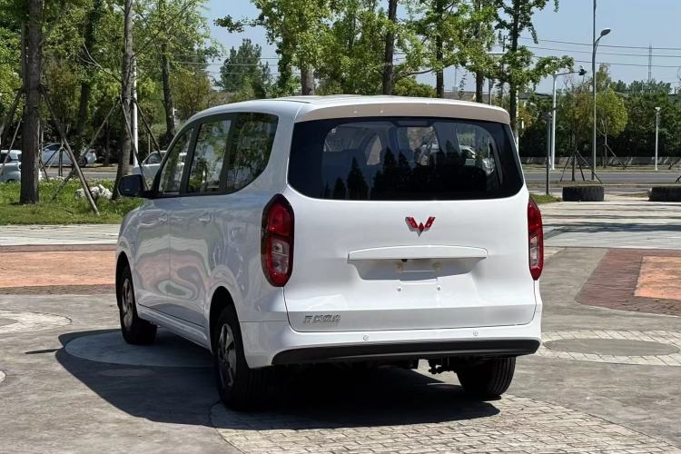 Used Wuling Hongguang New Energy 2025 Extended-Range Hybrid 50KM Comfort Version Exterior 6