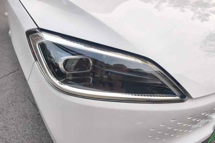 Used Wuling Hongguang New Energy 2025 Extended-Range Hybrid 50 km Standard Version Exterior 6
