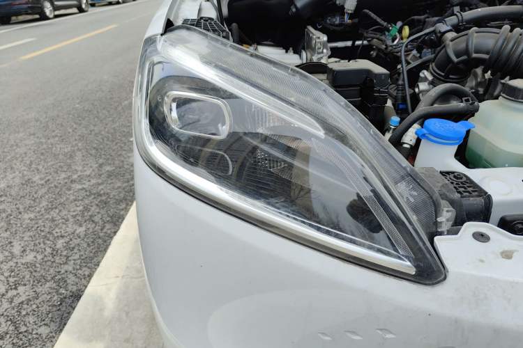 Used Wuling Hongguang New Energy 2025 Extended-Range Hybrid 50 km Standard Version Exterior 6