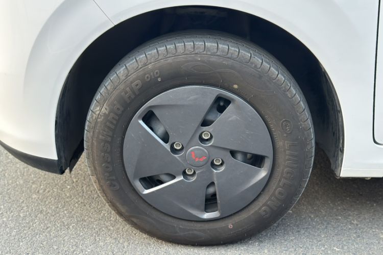 Used Wuling Hongguang New Energy 2025 Extended-Range Hybrid 50KM Comfort Version Exterior 8
