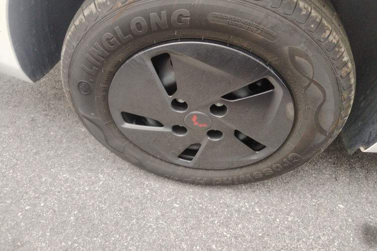 Used Wuling Hongguang New Energy 2025 Extended-Range Hybrid 50KM Comfort Version Exterior 8