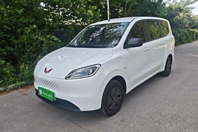 Used Wuling Hongguang New Energy 2025 Model Range-Extending Hybrid 150KM Comfort Edition