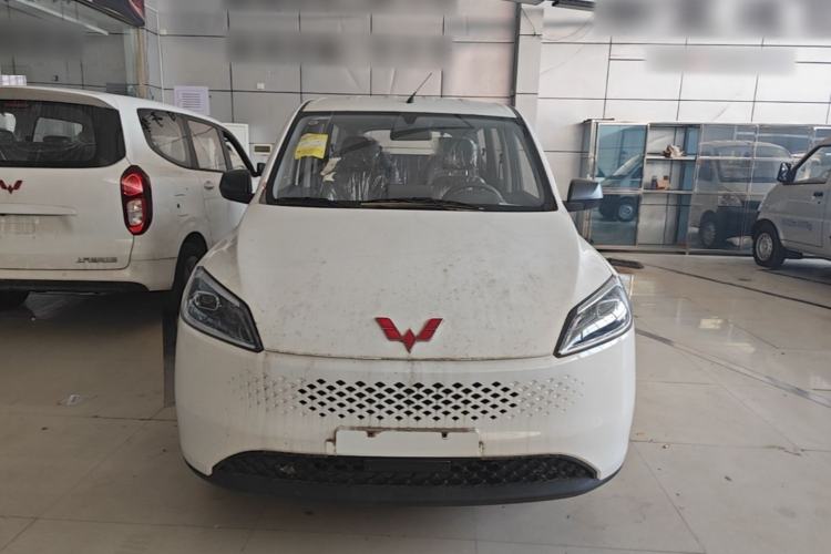 Used Wuling Hongguang New Energy 2025 Extended-Range Hybrid 50KM Comfort Version Front
