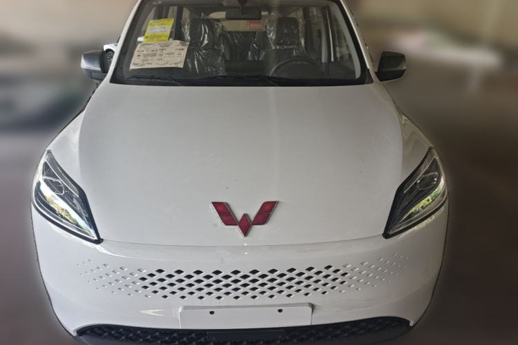 Used Wuling Hongguang New Energy 2025 Model Range-Extending Hybrid 150KM Comfort Edition Front