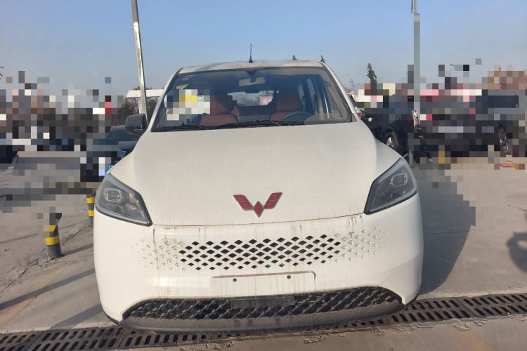 Used Wuling Hongguang New Energy 2025 Extended-Range Hybrid 50KM Comfort Version Front
