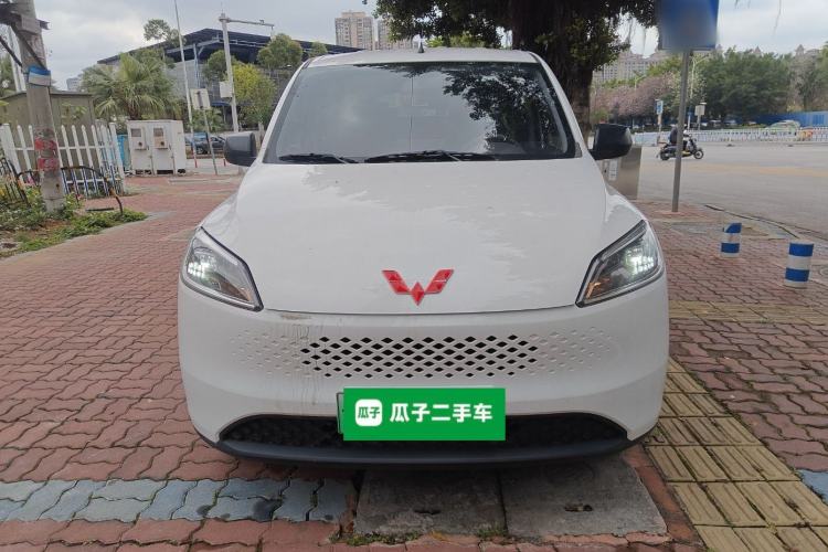 Used Wuling Hongguang New Energy 2025 Extended-Range Hybrid 50KM Comfort Version Front