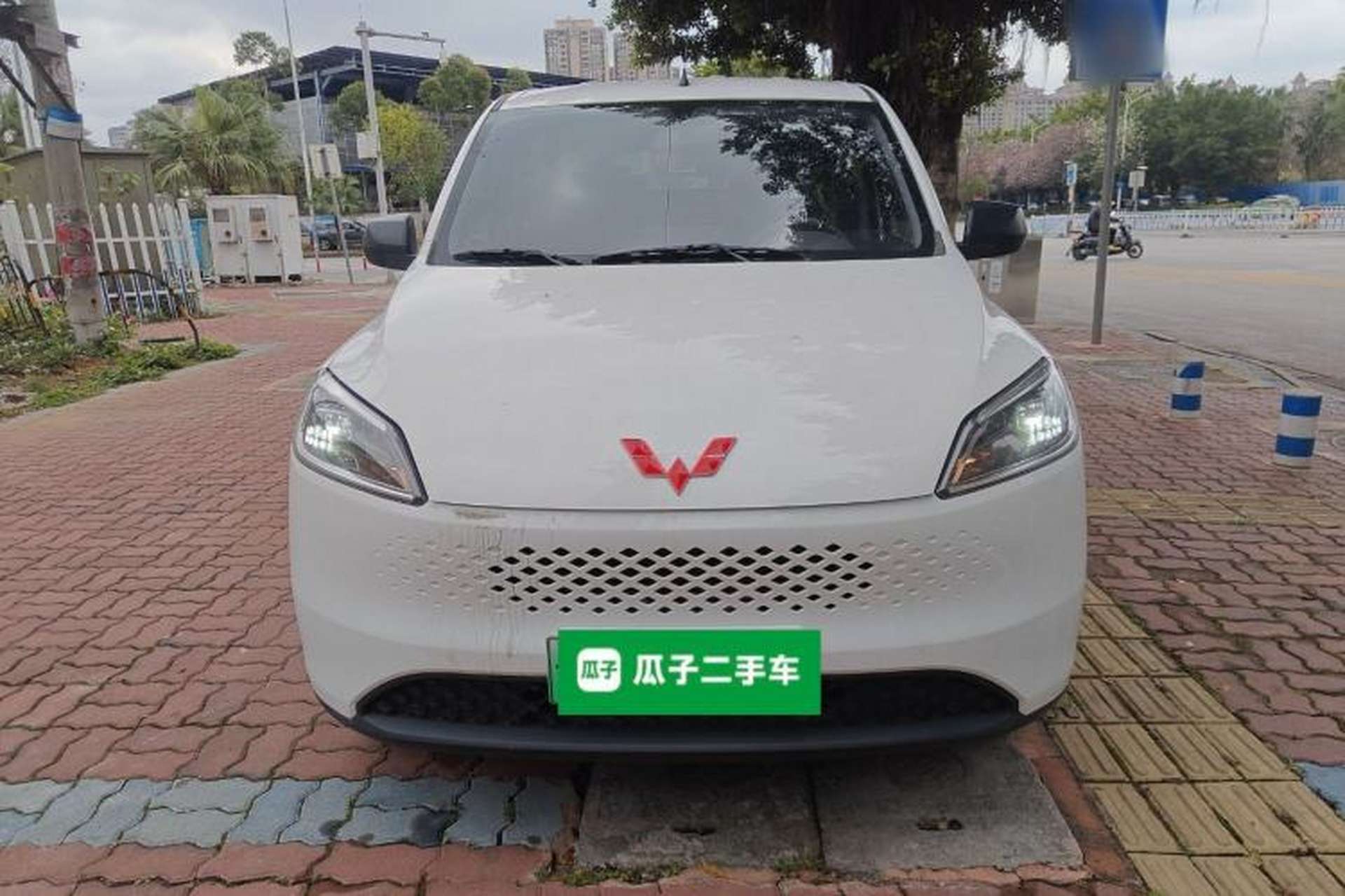 Used Wuling Hongguang New Energy 2025 Extended-Range Hybrid 50KM Comfort Version Front