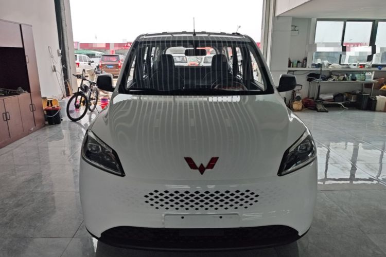 Used Wuling Hongguang New Energy 2025 Extended-Range Hybrid 50 km Standard Version Front