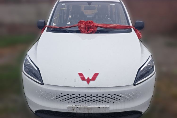 Used Wuling Hongguang New Energy 2025 Model Range-Extending Hybrid 150KM Comfort Edition Front