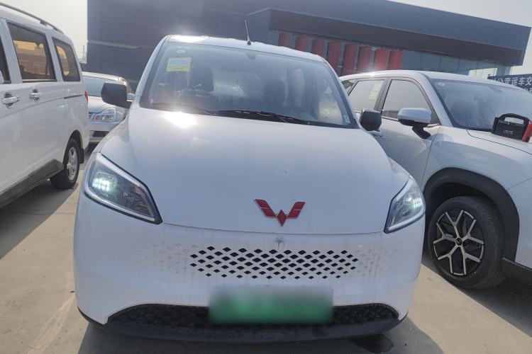 Used Wuling Hongguang New Energy 2025 Extended-Range Hybrid 50 km Standard Version Front