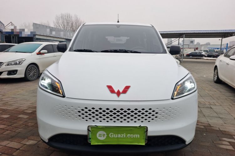 Used Wuling Hongguang New Energy 2025 Extended-Range Hybrid 50KM Comfort Version Front