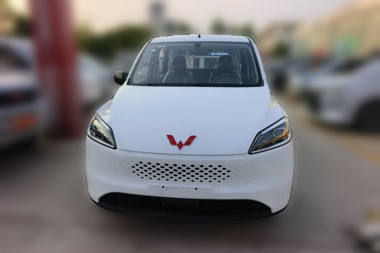 Used Wuling Hongguang New Energy 2025 Extended-Range Hybrid 50 km Utility Version Front