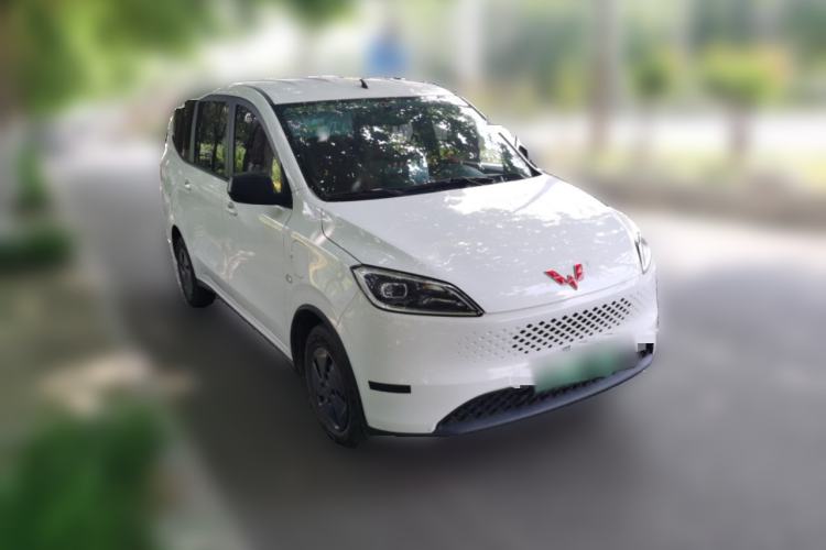 Used Wuling Hongguang New Energy 2025 Extended-Range Hybrid 50KM Comfort Version Front Right 45 Deg