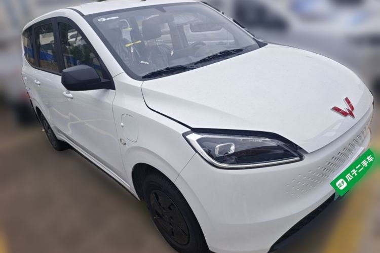Used Wuling Hongguang New Energy 2025 Model Range-Extending Hybrid 150KM Comfort Edition Front Right 45 Deg