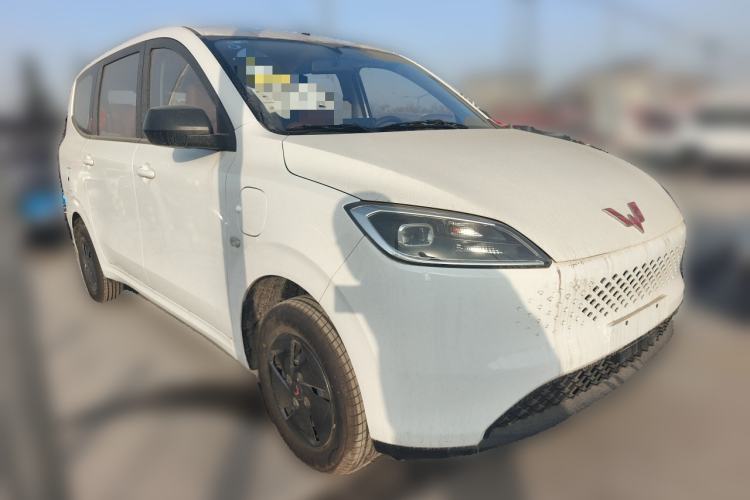 Used Wuling Hongguang New Energy 2025 Extended-Range Hybrid 50KM Comfort Version Front Right 45 Deg
