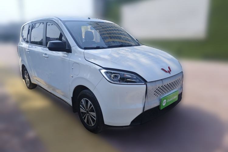 Used Wuling Hongguang New Energy 2025 Extended-Range Hybrid 50KM Comfort Version Front Right 45 Deg