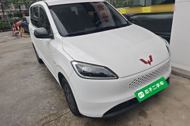 Used Wuling Hongguang New Energy 2025 Extended-Range Hybrid 50KM Comfort Version Front Right 45 Deg