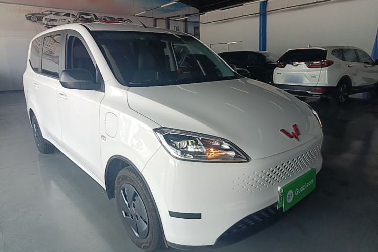 Used Wuling Hongguang New Energy 2025 Extended-Range Hybrid 50KM Comfort Version Front Right 45 Deg