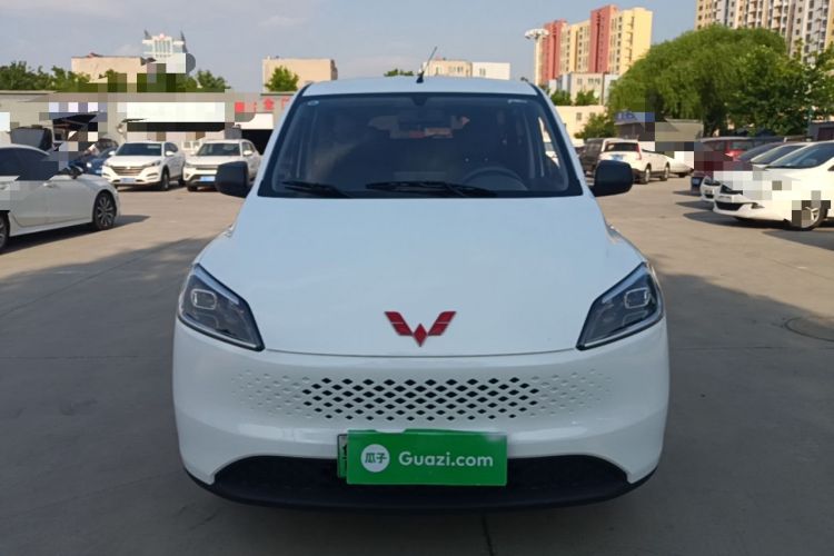 Used Wuling Hongguang New Energy 2025 Model Range-Extending Hybrid 150KM Comfort Edition Front