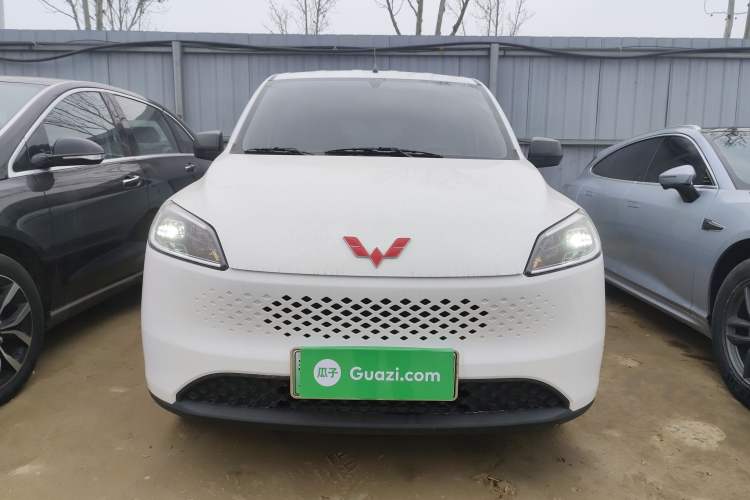 Used Wuling Hongguang New Energy 2025 Extended-Range Hybrid 50KM Comfort Version Front