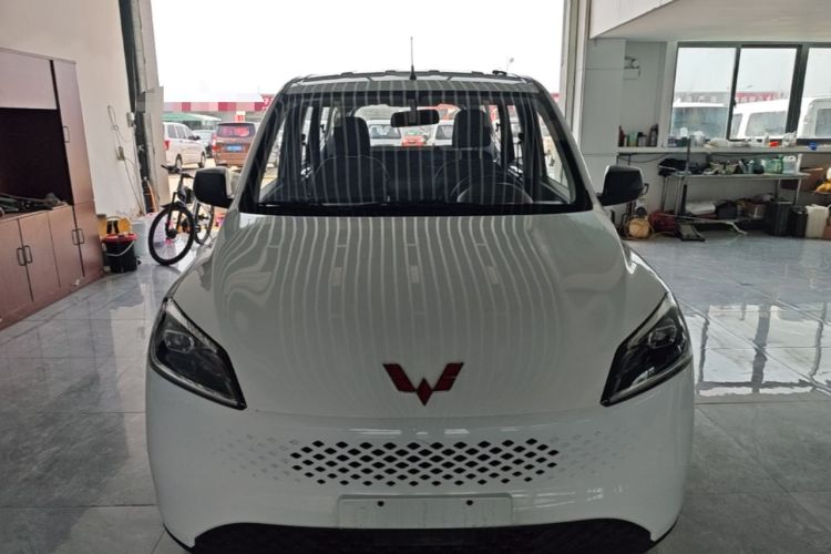 Used Wuling Hongguang New Energy 2025 Extended-Range Hybrid 50 km Standard Version Front