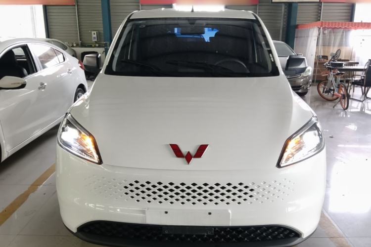 Used Wuling Hongguang New Energy 2025 Extended-Range Hybrid 50KM Comfort Version Front