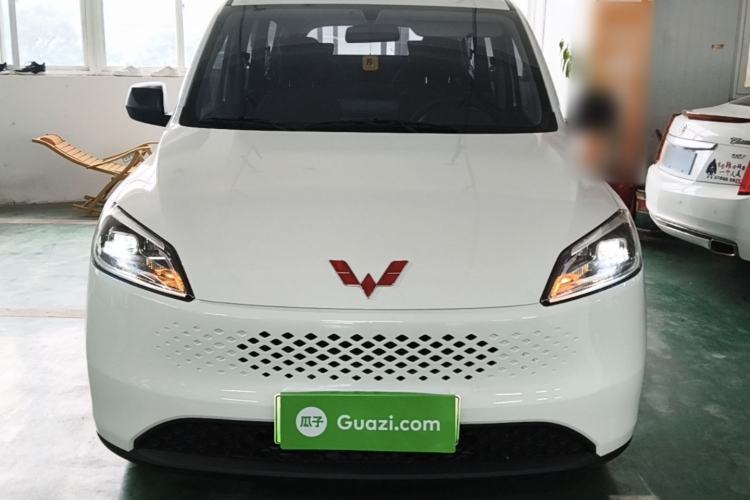 Used Wuling Hongguang New Energy 2025 Model Range-Extending Hybrid 150KM Comfort Edition Front