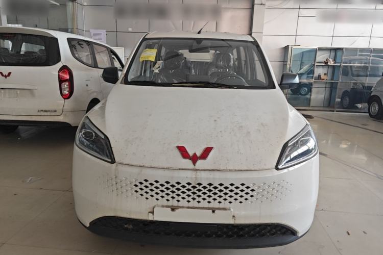 Used Wuling Hongguang New Energy 2025 Extended-Range Hybrid 50KM Comfort Version Front