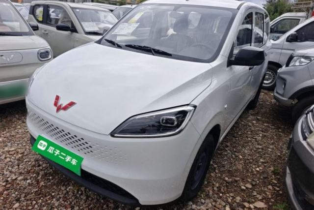 Used Wuling Hongguang New Energy 2025 Extended-Range Hybrid 50 km Standard Version