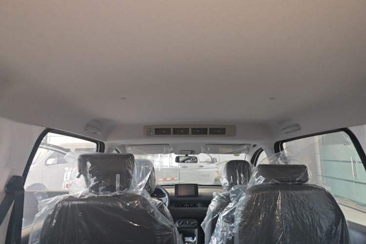 Used Wuling Hongguang New Energy 2025 Extended-Range Hybrid 50KM Comfort Version Headliner