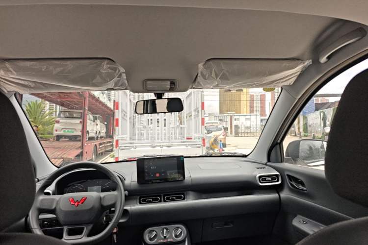 Used Wuling Hongguang New Energy 2025 Extended-Range Hybrid 50 km Standard Version Headliner