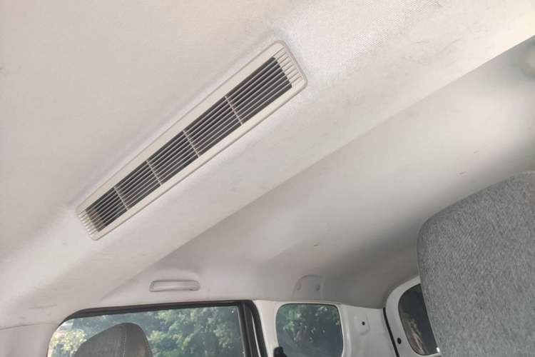 Used Wuling Hongguang New Energy 2025 Extended-Range Hybrid 50 km Standard Version Headliner