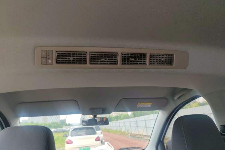 Used Wuling Hongguang New Energy 2025 Extended-Range Hybrid 50KM Comfort Version Headliner