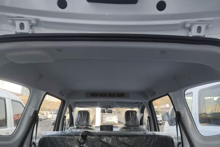 Used Wuling Hongguang New Energy 2025 Extended-Range Hybrid 50 km Standard Version Headliner