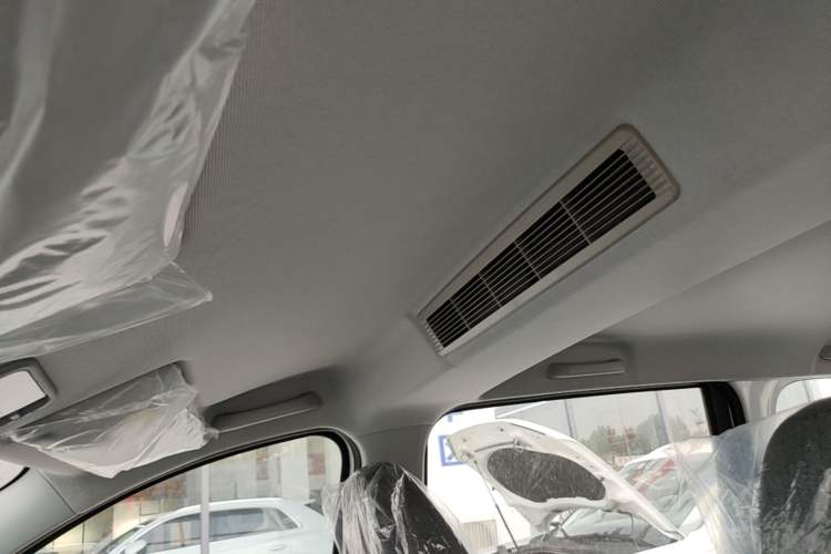 Used Wuling Hongguang New Energy 2025 Extended-Range Hybrid 50KM Comfort Version Headliner