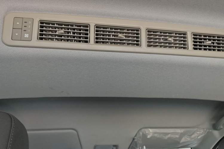 Used Wuling Hongguang New Energy 2025 Extended-Range Hybrid 50 km Standard Version Headliner