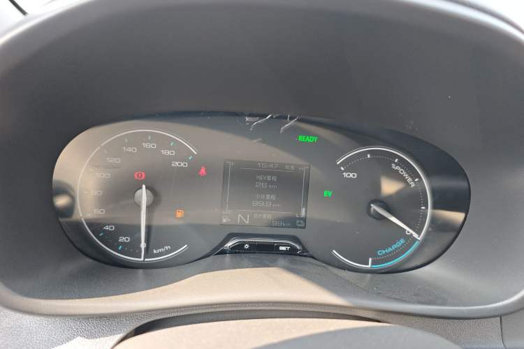 Used Wuling Hongguang New Energy 2025 Extended-Range Hybrid 50 km Standard Version Instrument Cluster