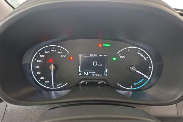 Used Wuling Hongguang New Energy 2025 Extended-Range Hybrid 50 km Standard Version Instrument Cluster