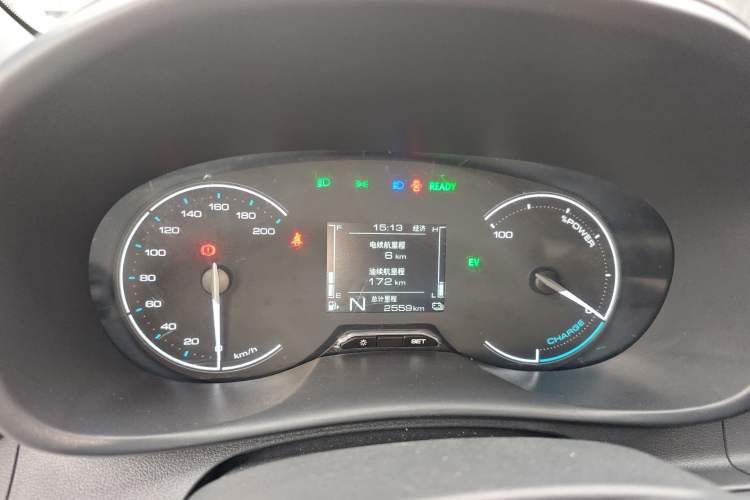 Used Wuling Hongguang New Energy 2025 Extended-Range Hybrid 50KM Comfort Version Instrument Cluster