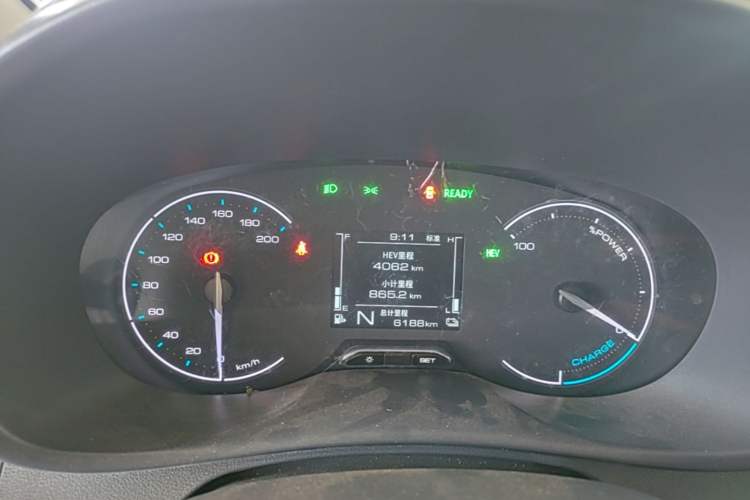 Used Wuling Hongguang New Energy 2025 Extended-Range Hybrid 50KM Comfort Version Instrument Cluster