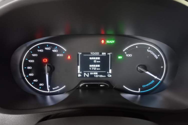 Used Wuling Hongguang New Energy 2025 Extended-Range Hybrid 50KM Comfort Version Instrument Cluster