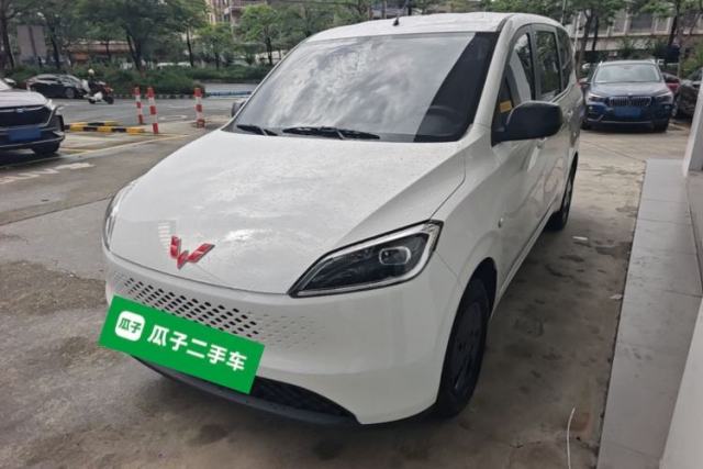 Used Wuling Hongguang New Energy 2025 Extended-Range Hybrid 50KM Comfort Version