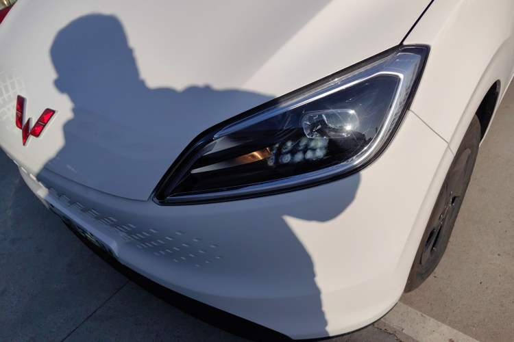 Used Wuling Hongguang New Energy 2025 Extended-Range Hybrid 50KM Comfort Version Left Front Headlight
