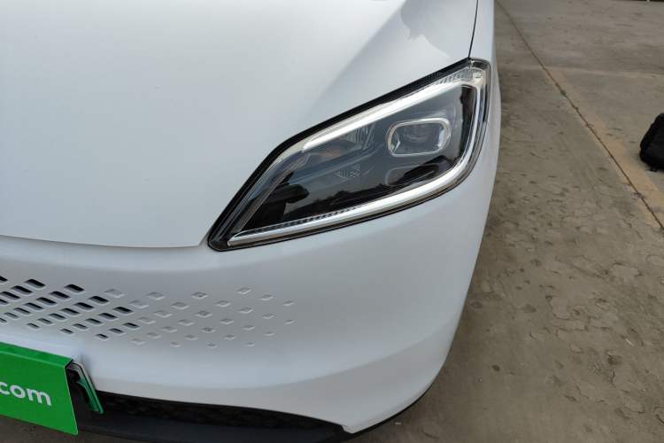 Used Wuling Hongguang New Energy 2025 Extended-Range Hybrid 50 km Standard Version Left Front Headlight