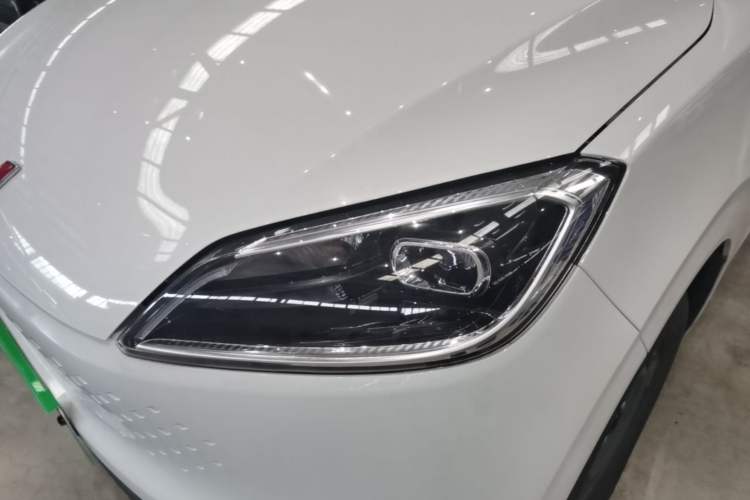 Used Wuling Hongguang New Energy 2025 Extended-Range Hybrid 50 km Standard Version Left Front Headlight