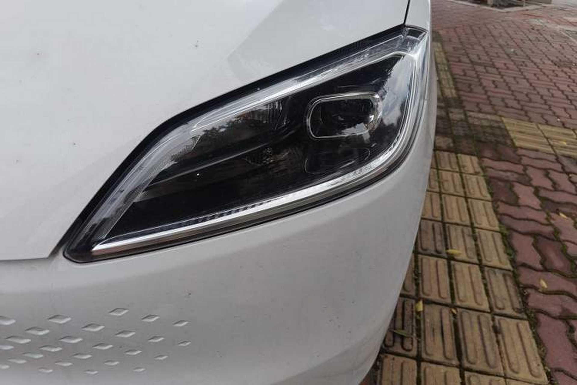 Used Wuling Hongguang New Energy 2025 Extended-Range Hybrid 50KM Comfort Version Left Front Headlight