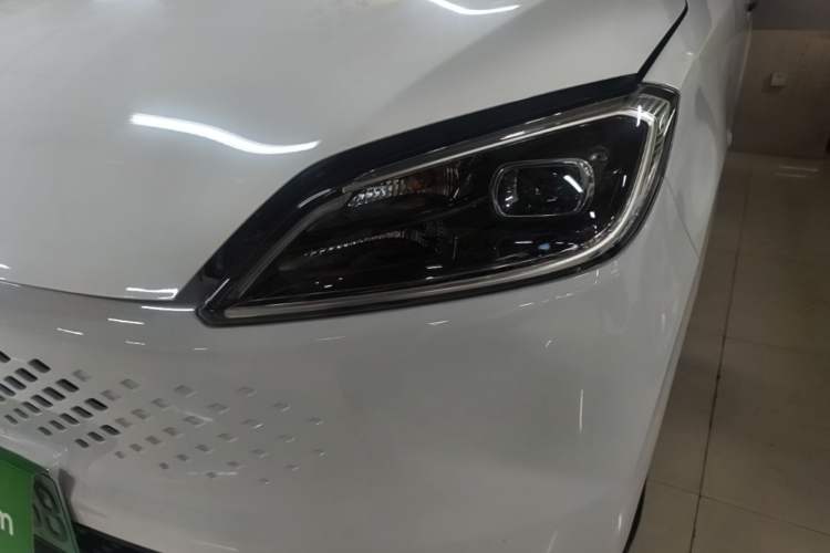 Used Wuling Hongguang New Energy 2025 Extended-Range Hybrid 50 km Standard Version Left Front Headlight